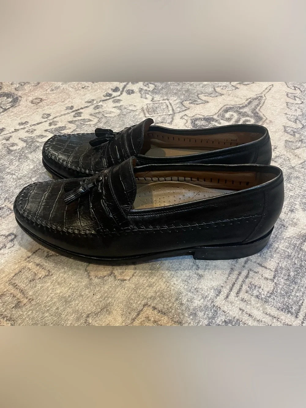 Florsheim Men's Black Leather Pisa Tassel Loafers
